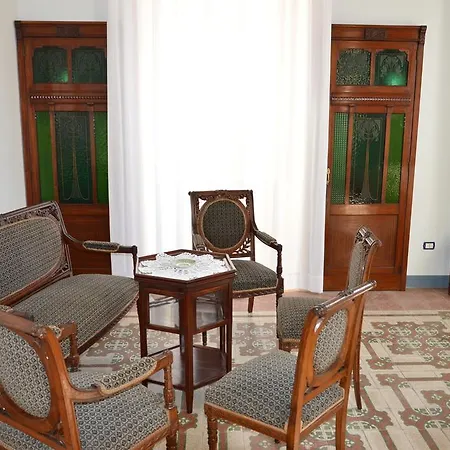 Palazzo Vallebona * Gallipoli