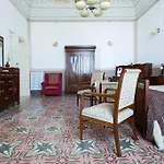 فندق مبيت وإفطار Palazzo Vallebona غالّيبولي