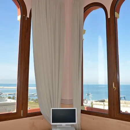 Oda ve Kahvaltı Palazzo Vallebona Gallipoli