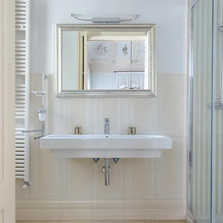 Palazzo Vallebona B&B 갈리폴리